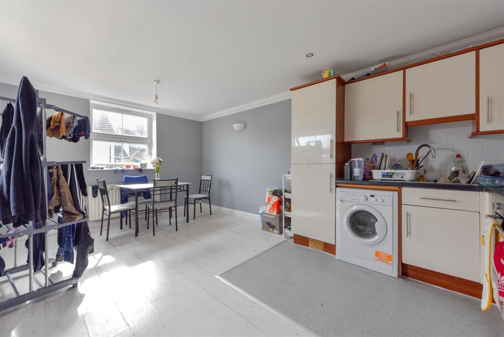 FLAT D (TWO BEDROOM FLAT)