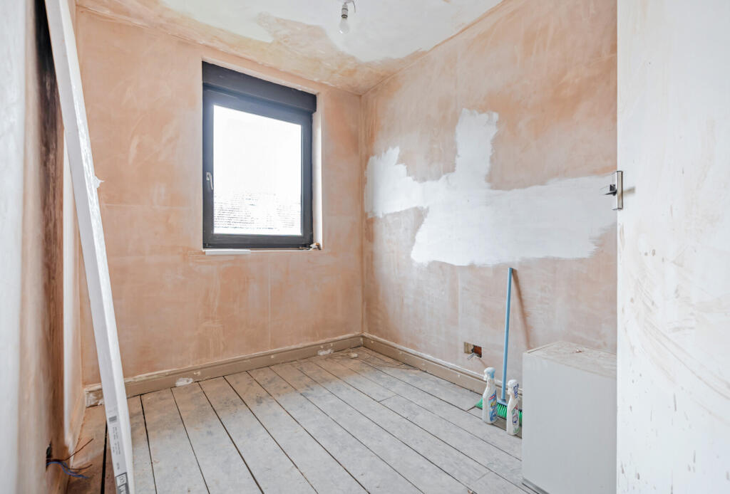 1328550-12-688b30...