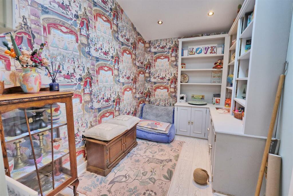 PLAYROOM