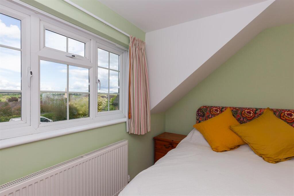 Master Bedroom 2.jpg