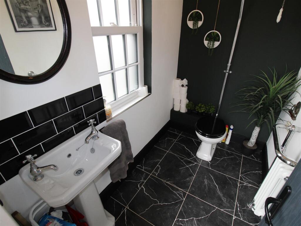 Outside Cloakroom.jpg