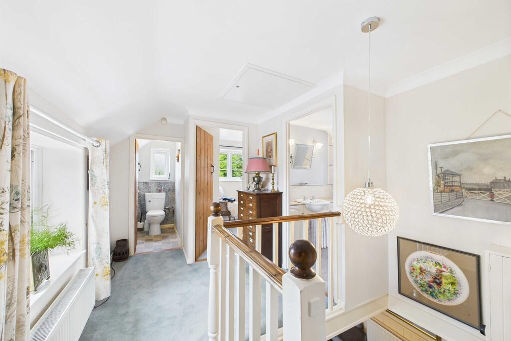 CAM01211G0-PR0279...