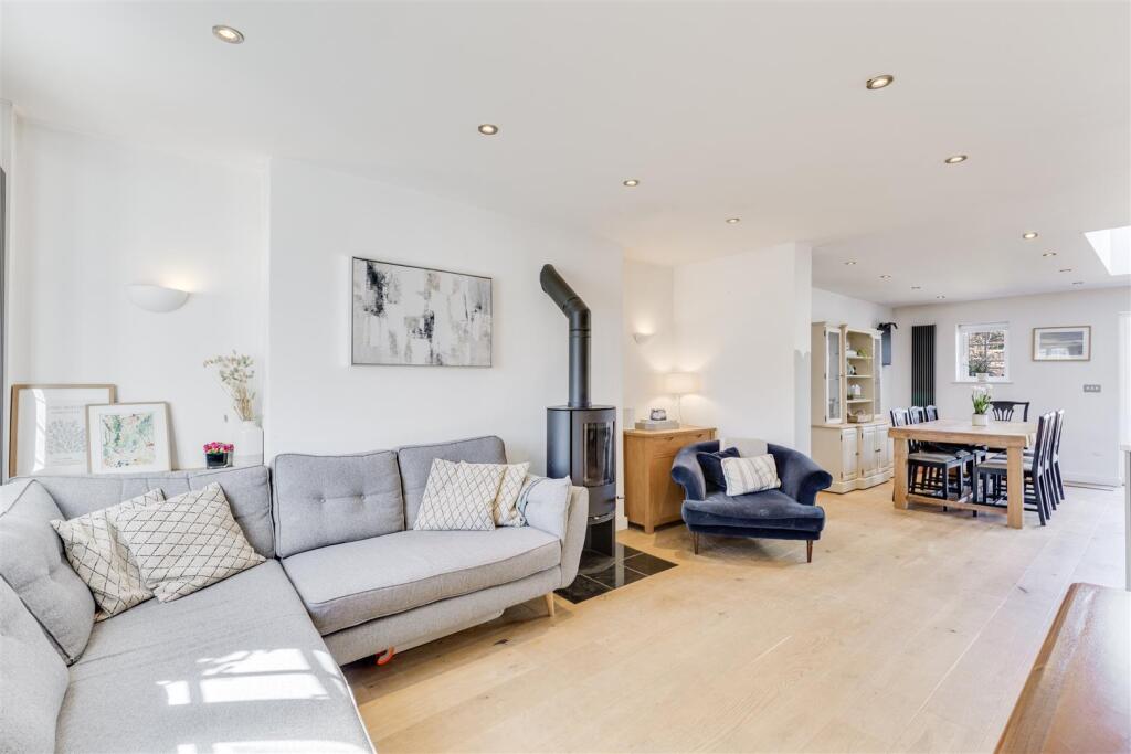 Baldock Road 72-16.jpg