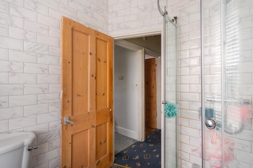 3F4AHD - Shower Room A.jpg