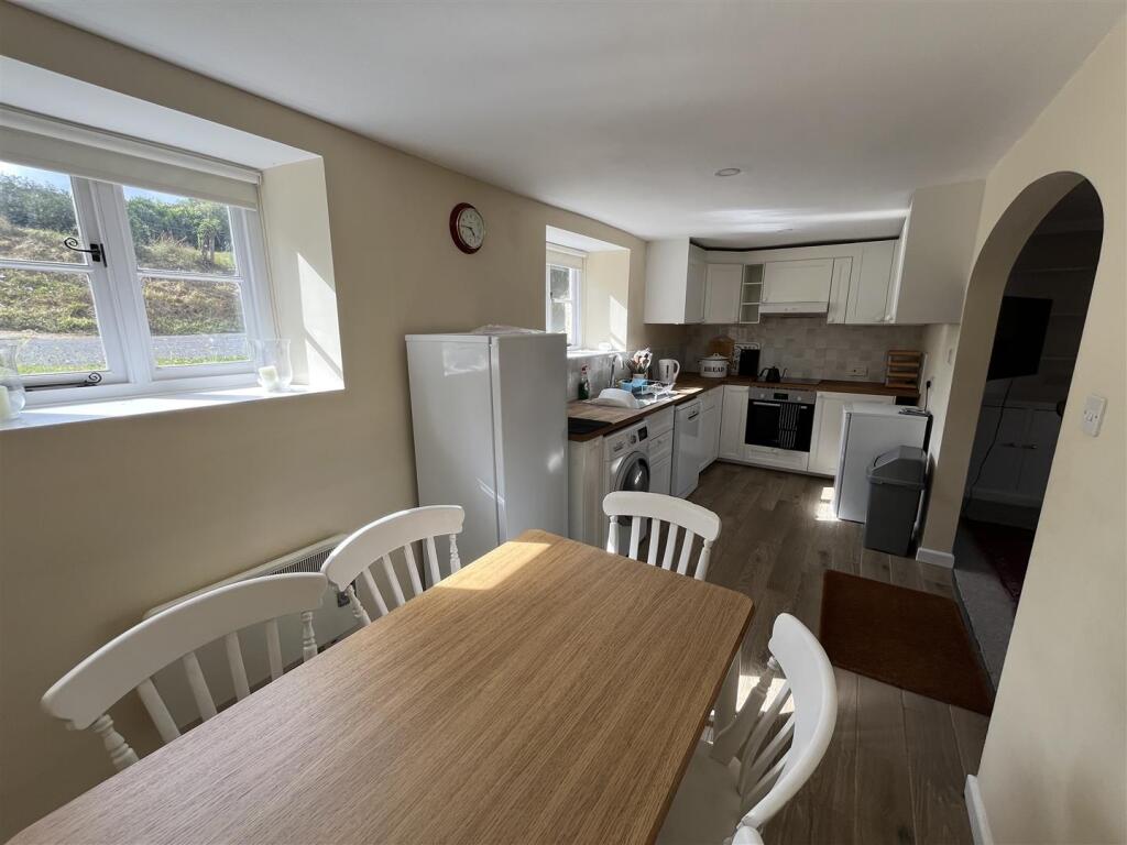 Kitchen/Dining Rom