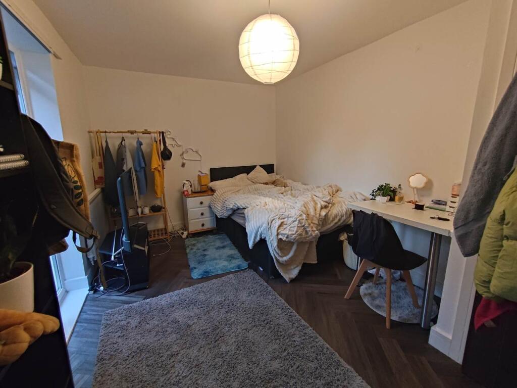 Room 3 (1)