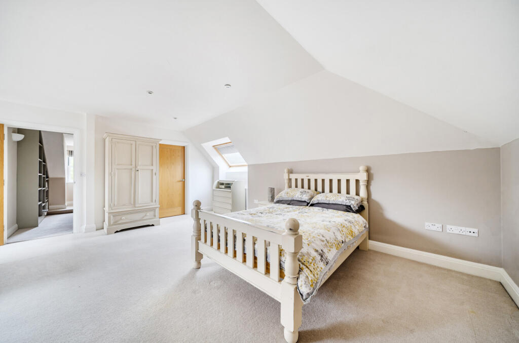 1365747-21-68ecc0...