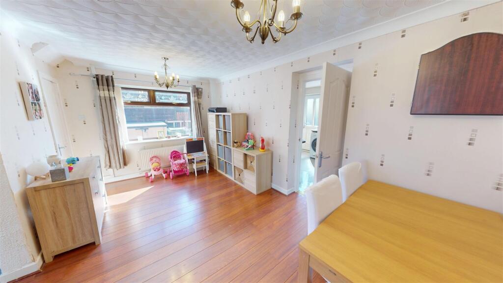 Clipsley Crescent Dining Room