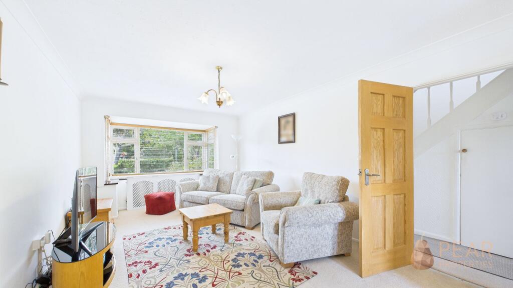 Living Room &amp; Dining Room