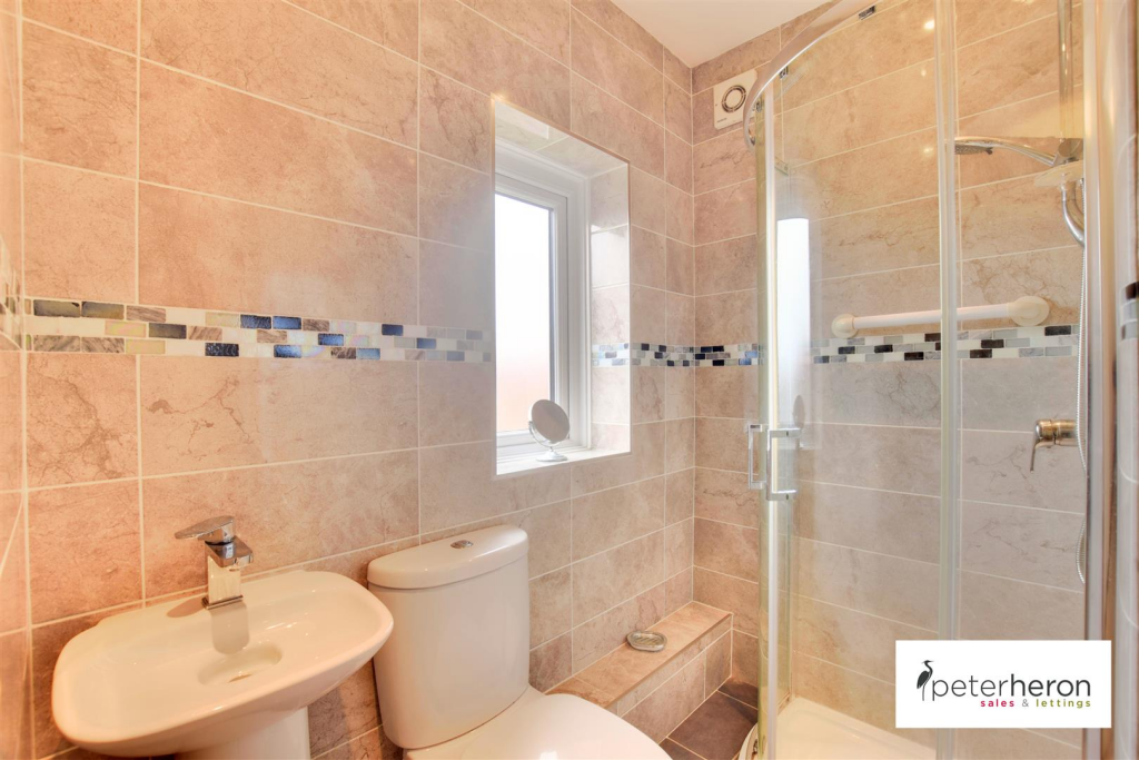 En Suite Shower Room