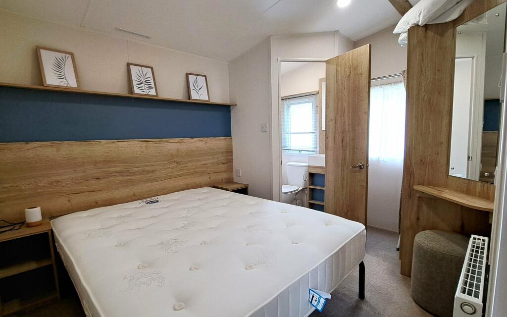 Double Bedroom