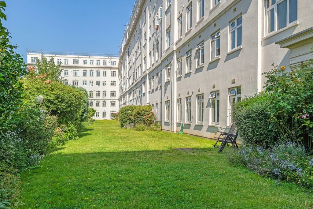 Gardens.jpg