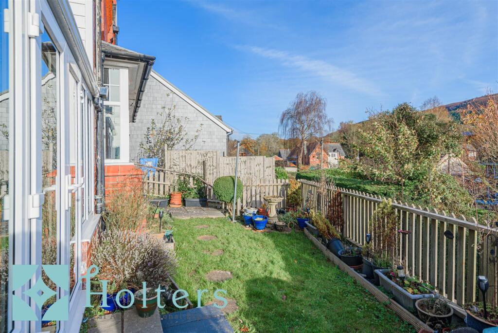 HOLT - Bank Cottage, Llandinam-03.jpg