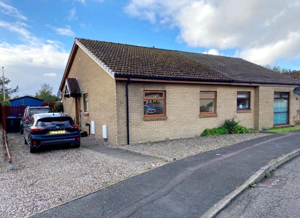 15 Montgomery Way Kinross KY13 8FD