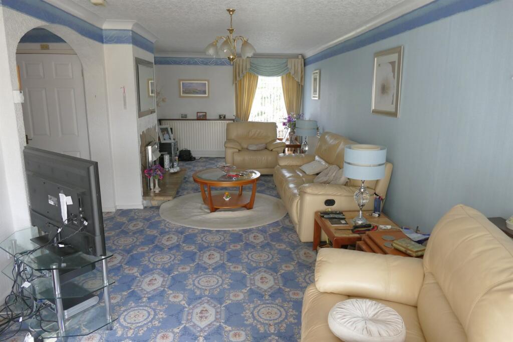 Lounge b