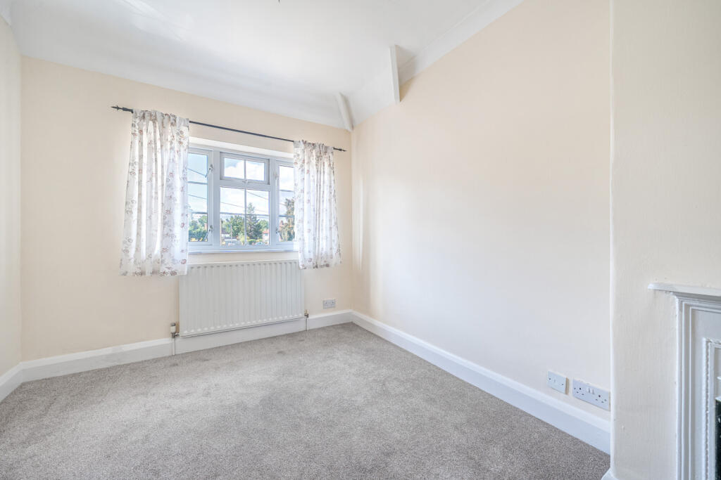 1343861-15-68b575...