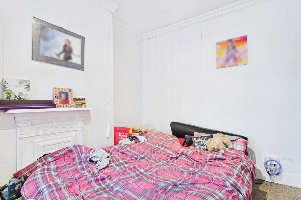 4ce9fbe4-CAM01085...