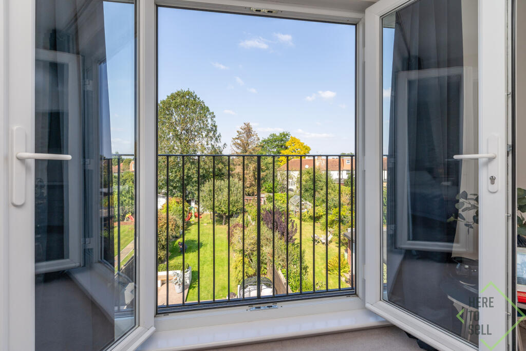 23 Vicars Close, Enfield EN1 3DN-6