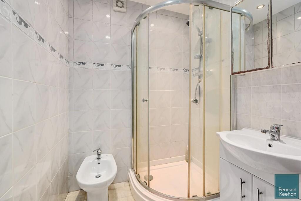 13 Marine Ave. BN3 (17).jpg