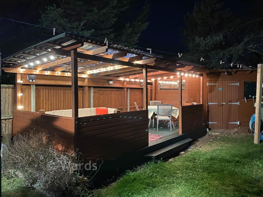 Lifestyle Feature Shot