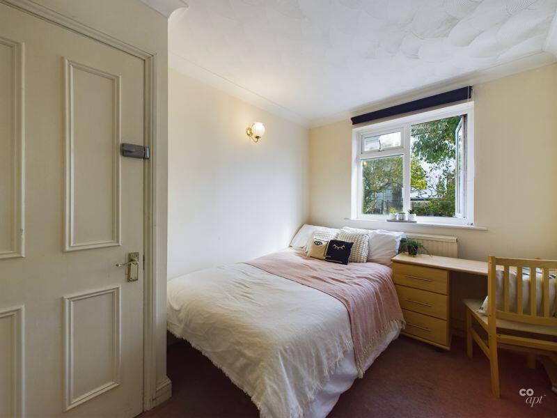 bed 5
