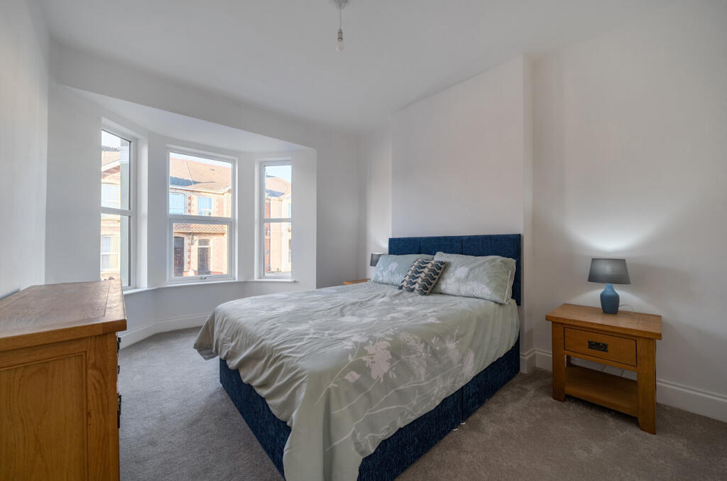 1380683-11-6920d2...