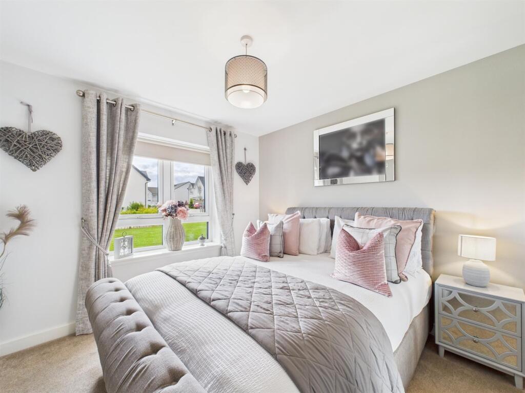 CAM01486G0-PR0840-STILL012.jpg