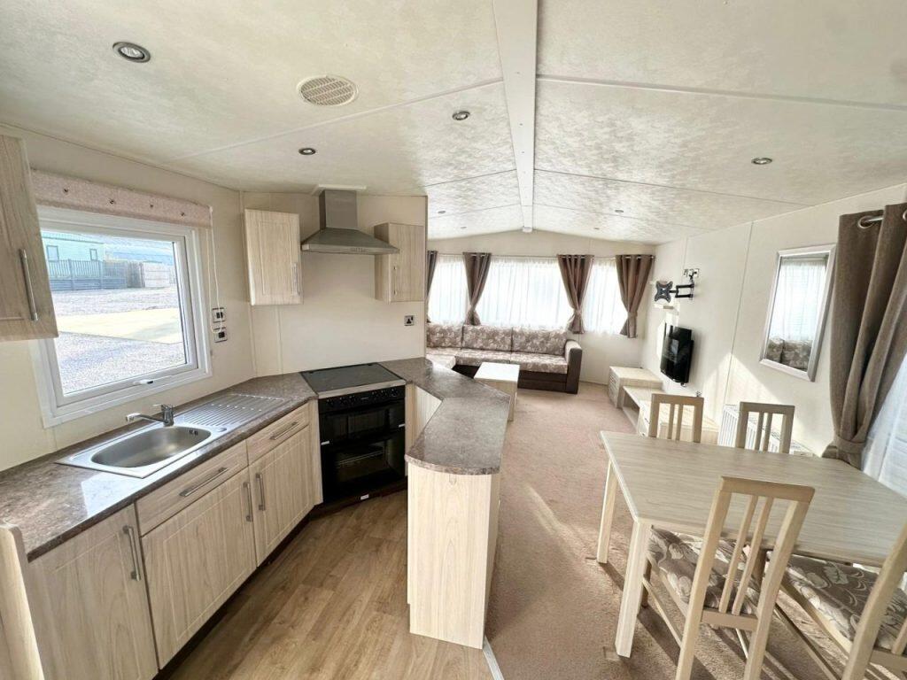 Delta Ascot (6).jpeg