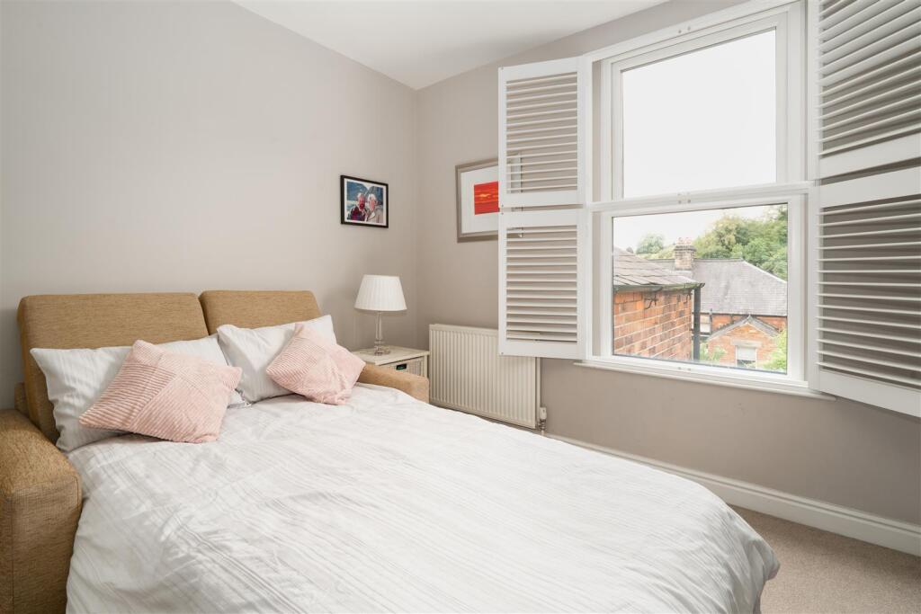 Bedroom4-2.jpg
