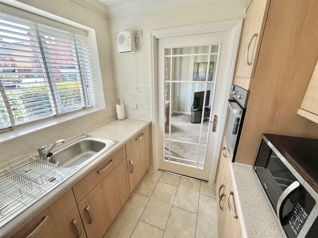 Kitchen Aspect 3.jpg