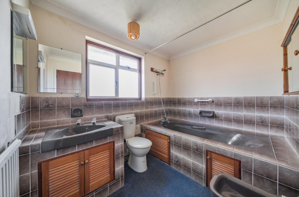 1355435-19-68c452...