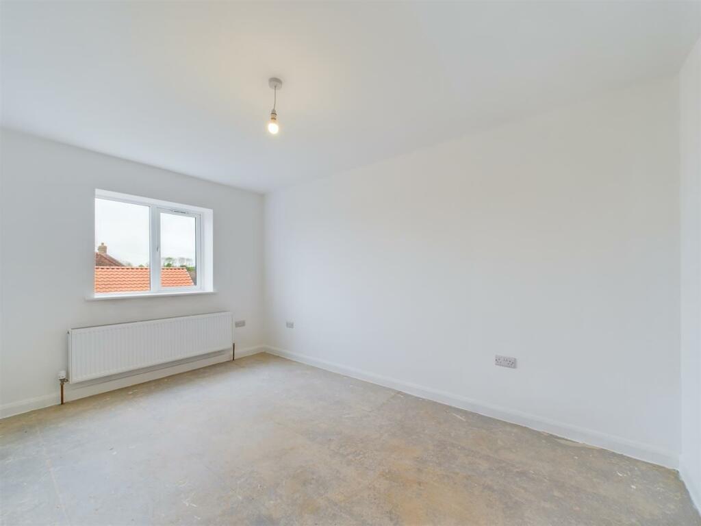 Bedroom: