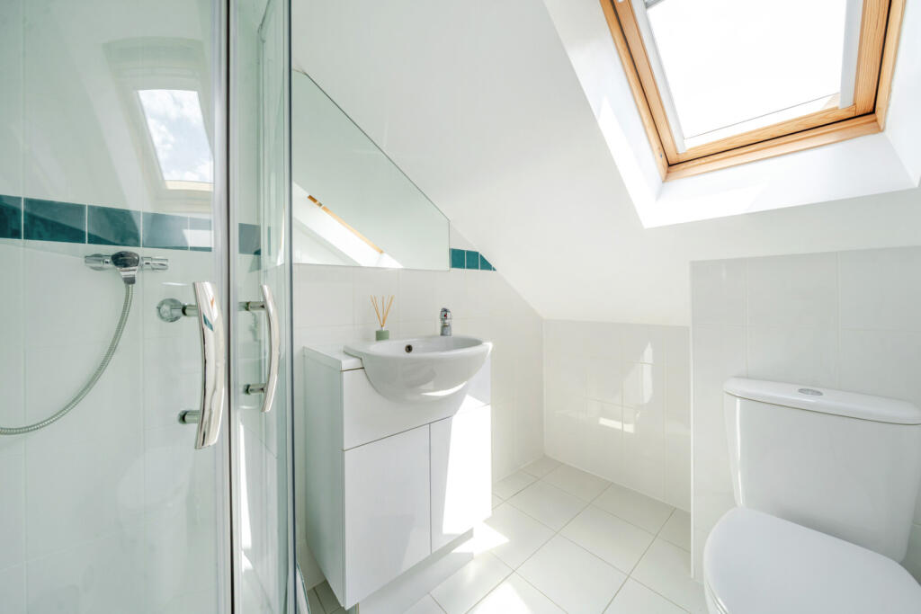 1306368-13-685002...