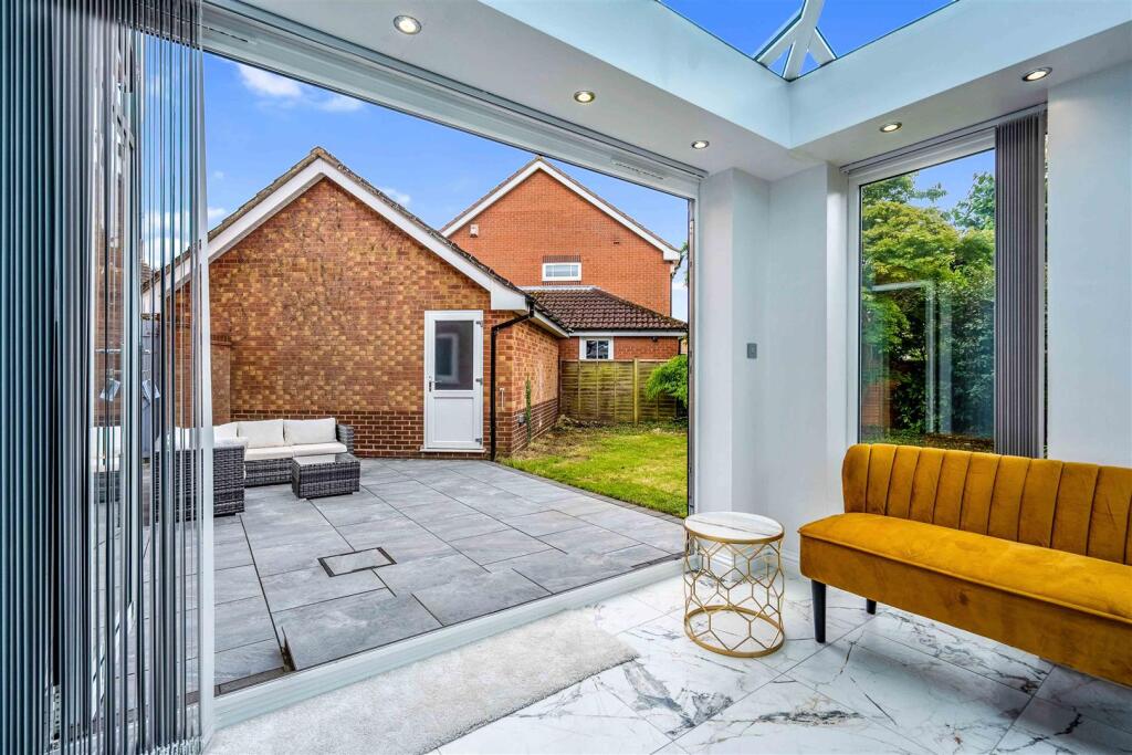 Orangery to Garden