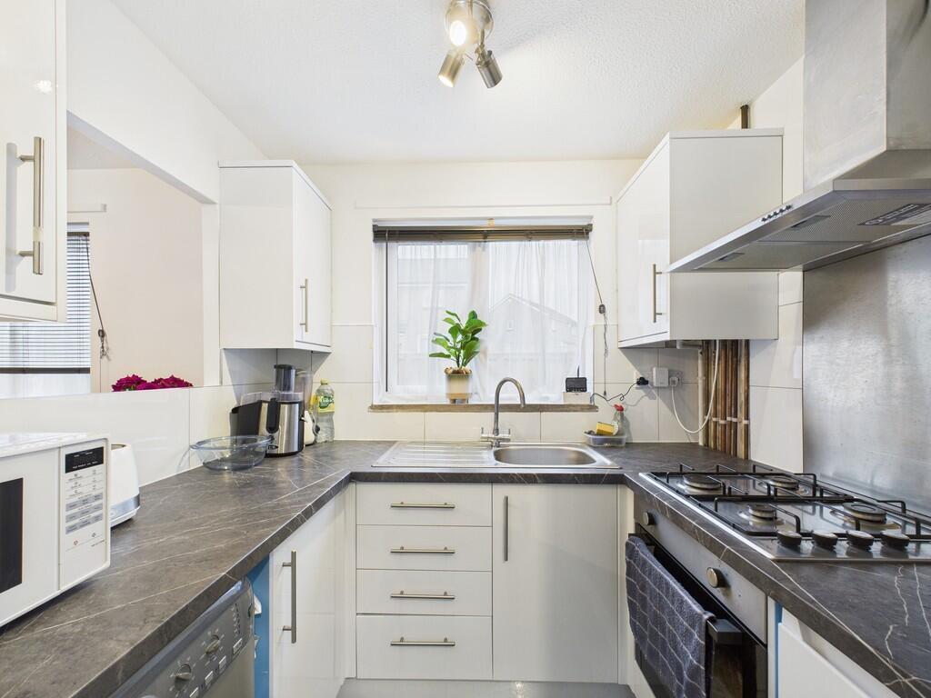 CAM01835G0-PR0336...