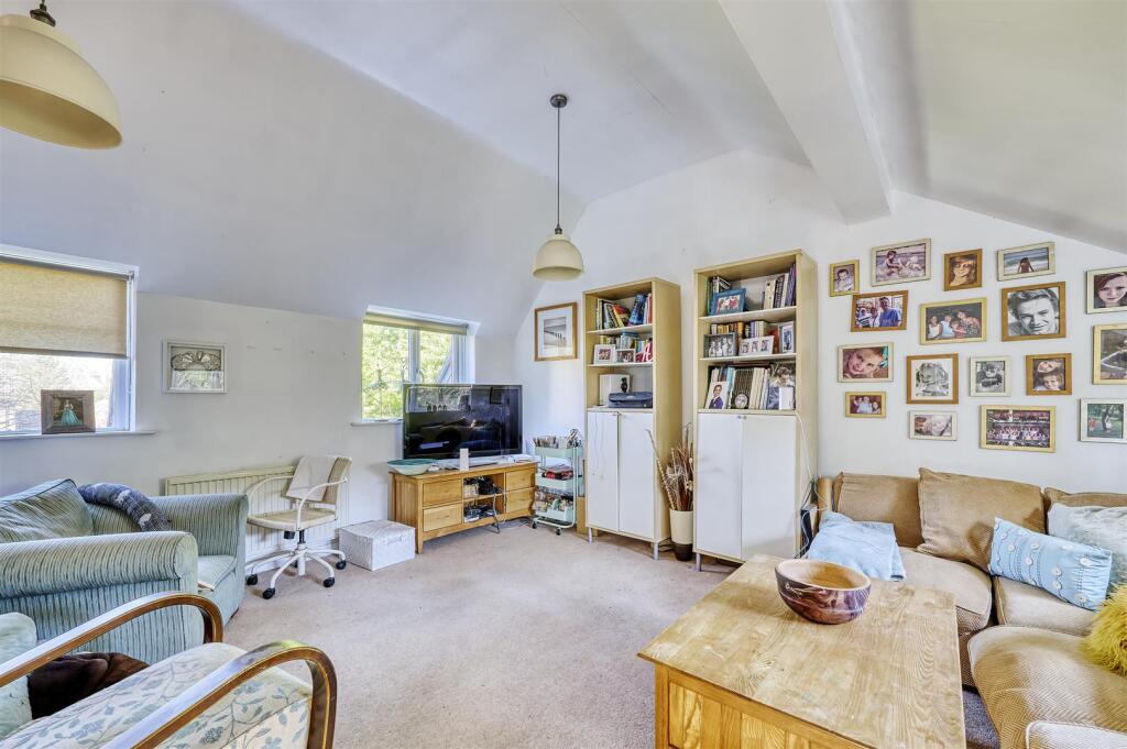 -2 Brookside STanwick-76_HDR-16.jpg
