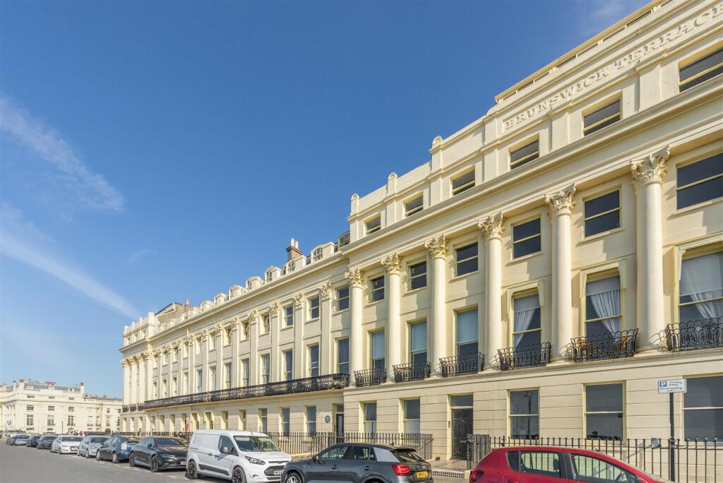 14A Brunswick Terrace-35.jpg