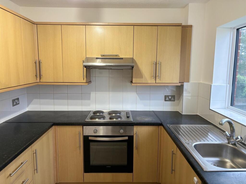 kitchen st ben.jpg