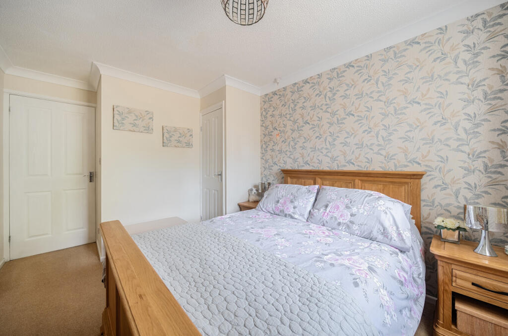 1329459-5-688a4de...