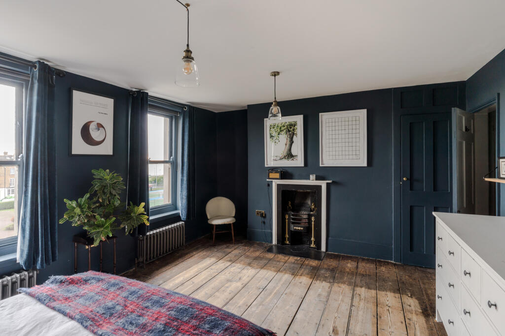 249298 - 34 Spencer Square-18.jpg