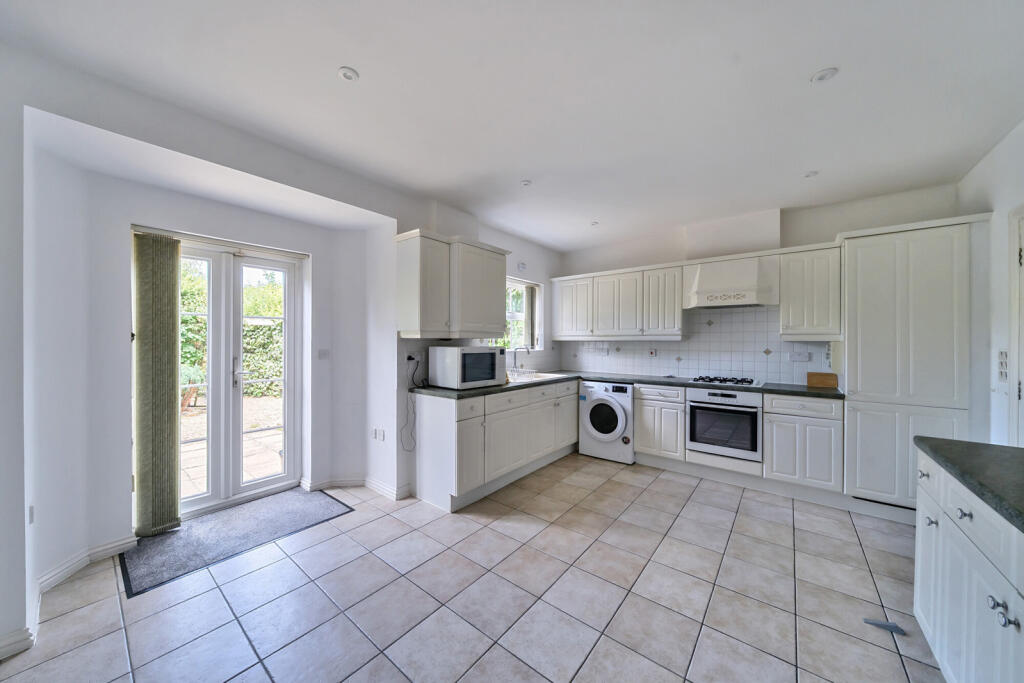 1312141-46-684ff2...