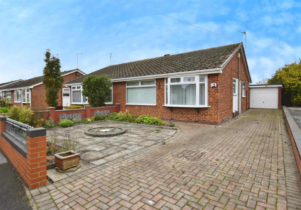 a8a52cf9-front 20a.JPG