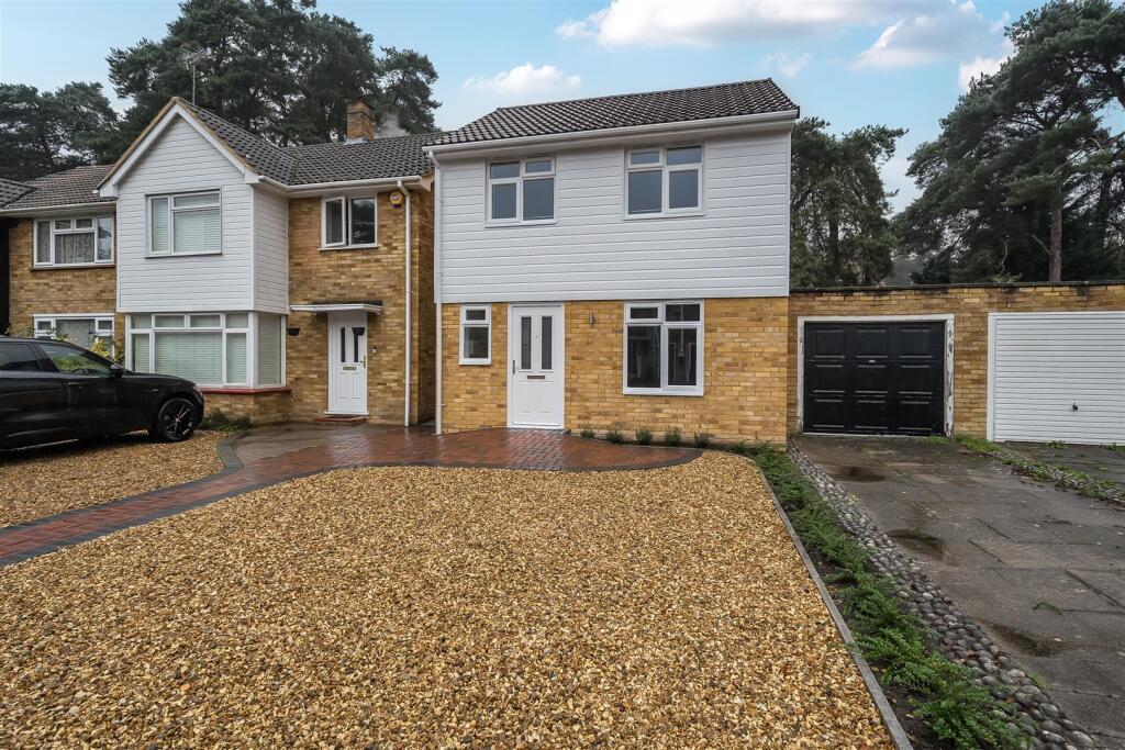 Shaftesbury Close, Bracknell, Berkshire, RG12 9PX