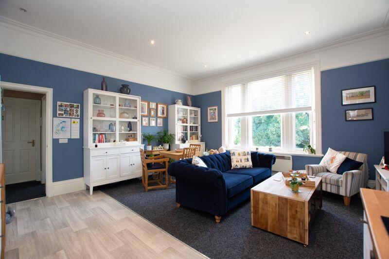 Lounge/Kitchen
