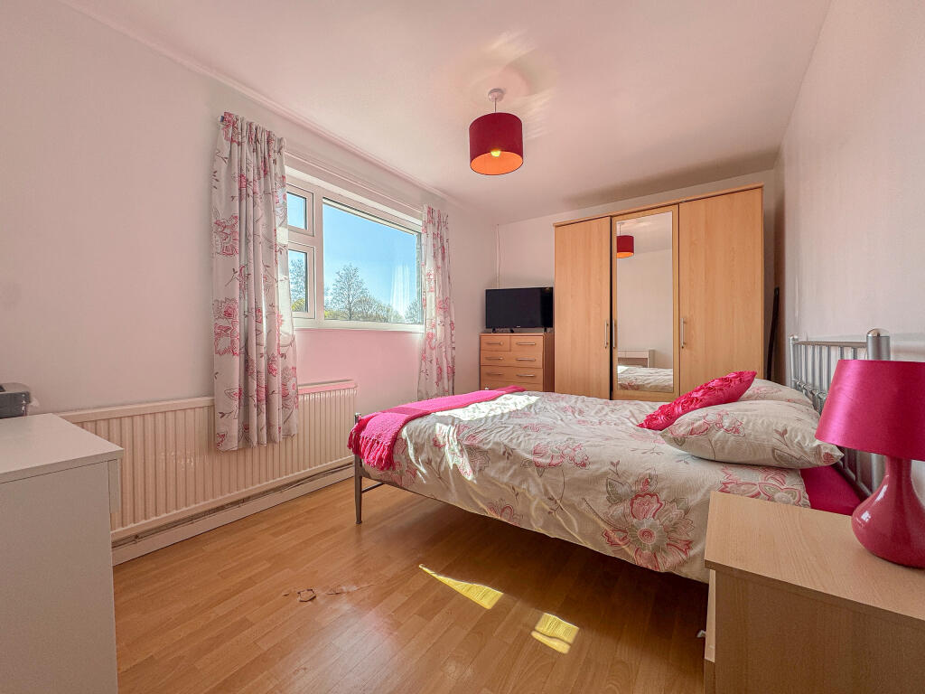 Bed 2