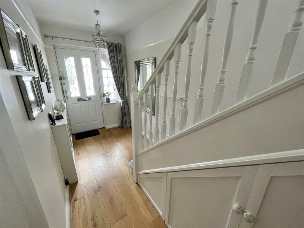 Entrance Hall Aspect 2
