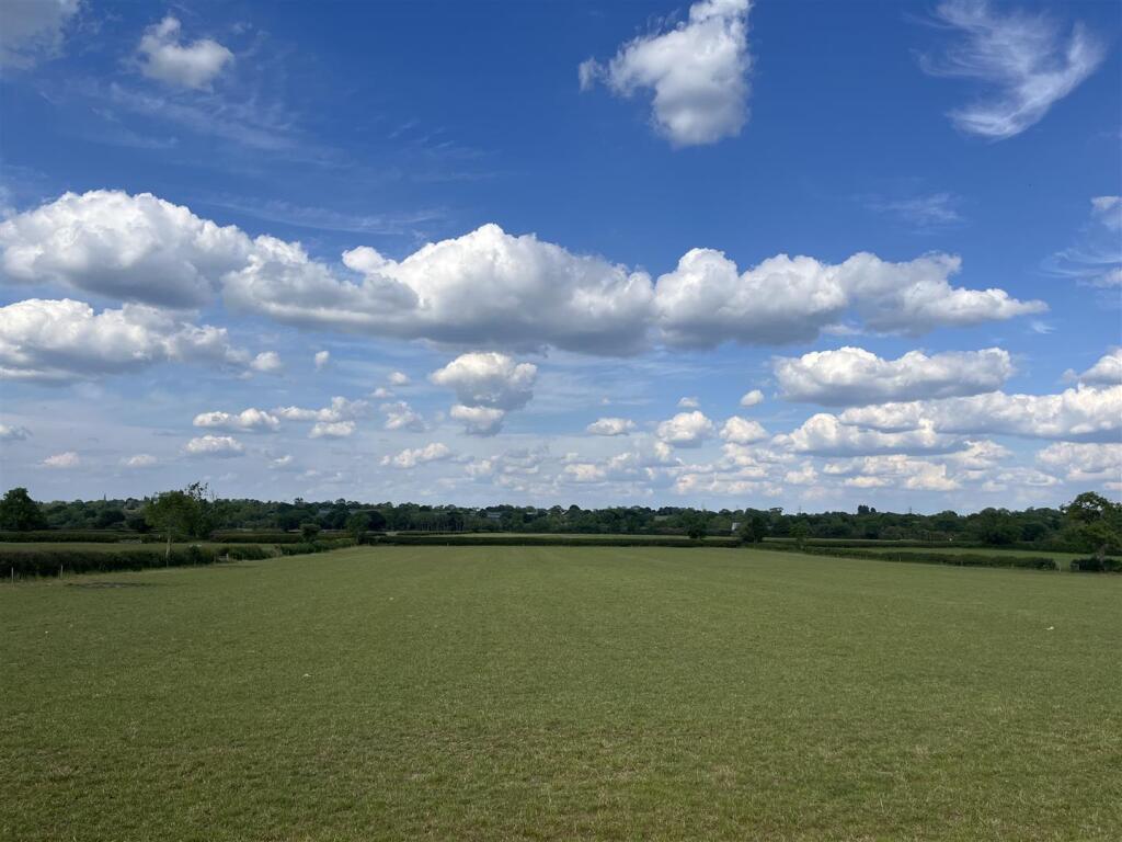 Land at Higham on the Hill