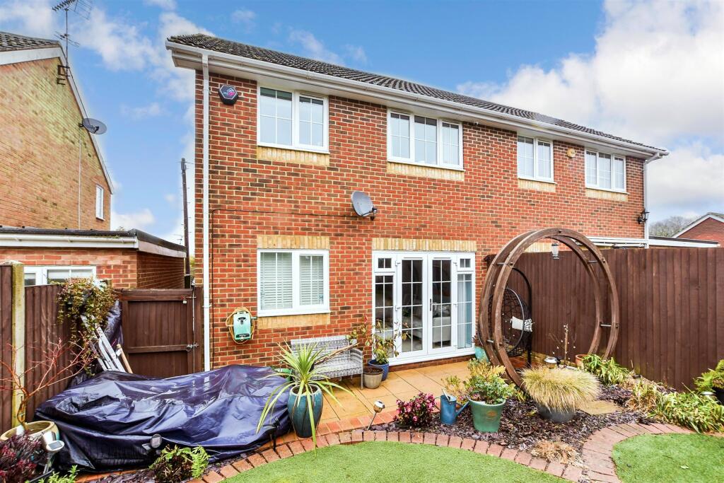 External Lifestyle Photograph