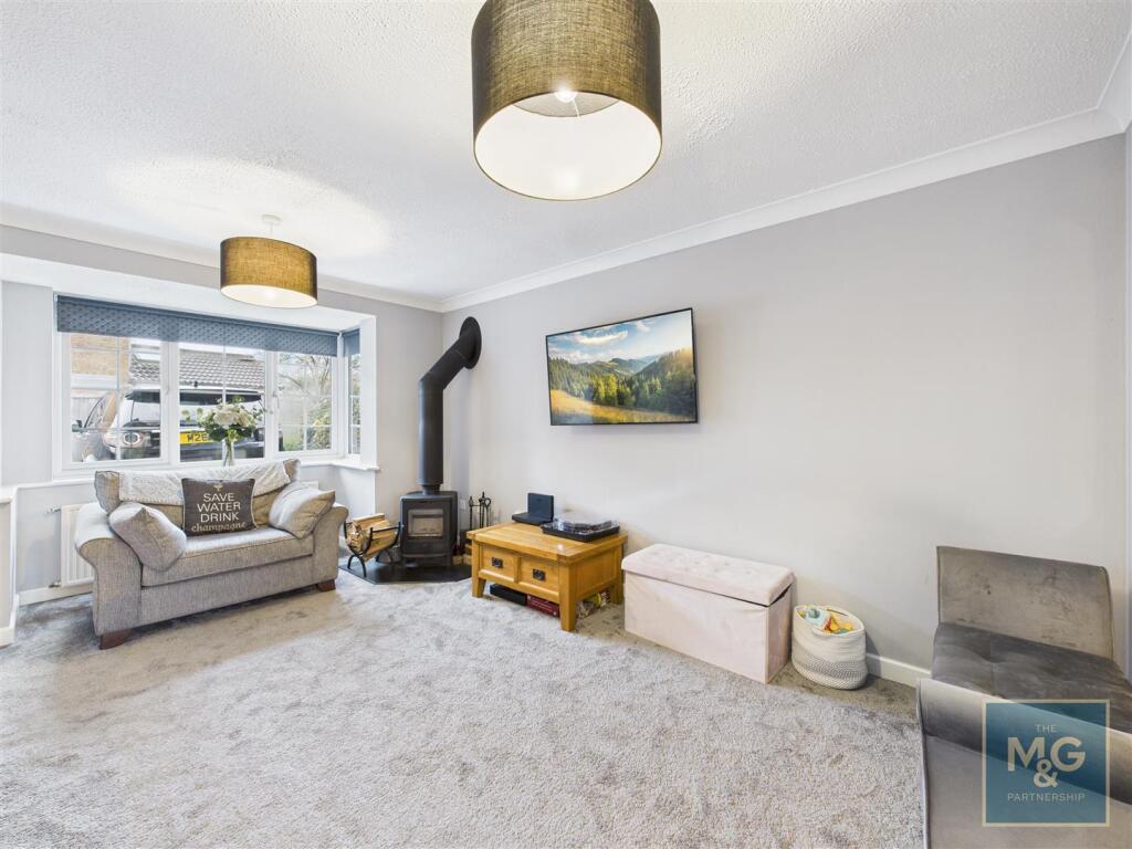 Oxer Close, Elmswell, Bury St. Edmunds