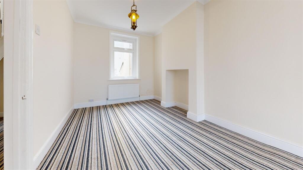 Bedroom.jpg